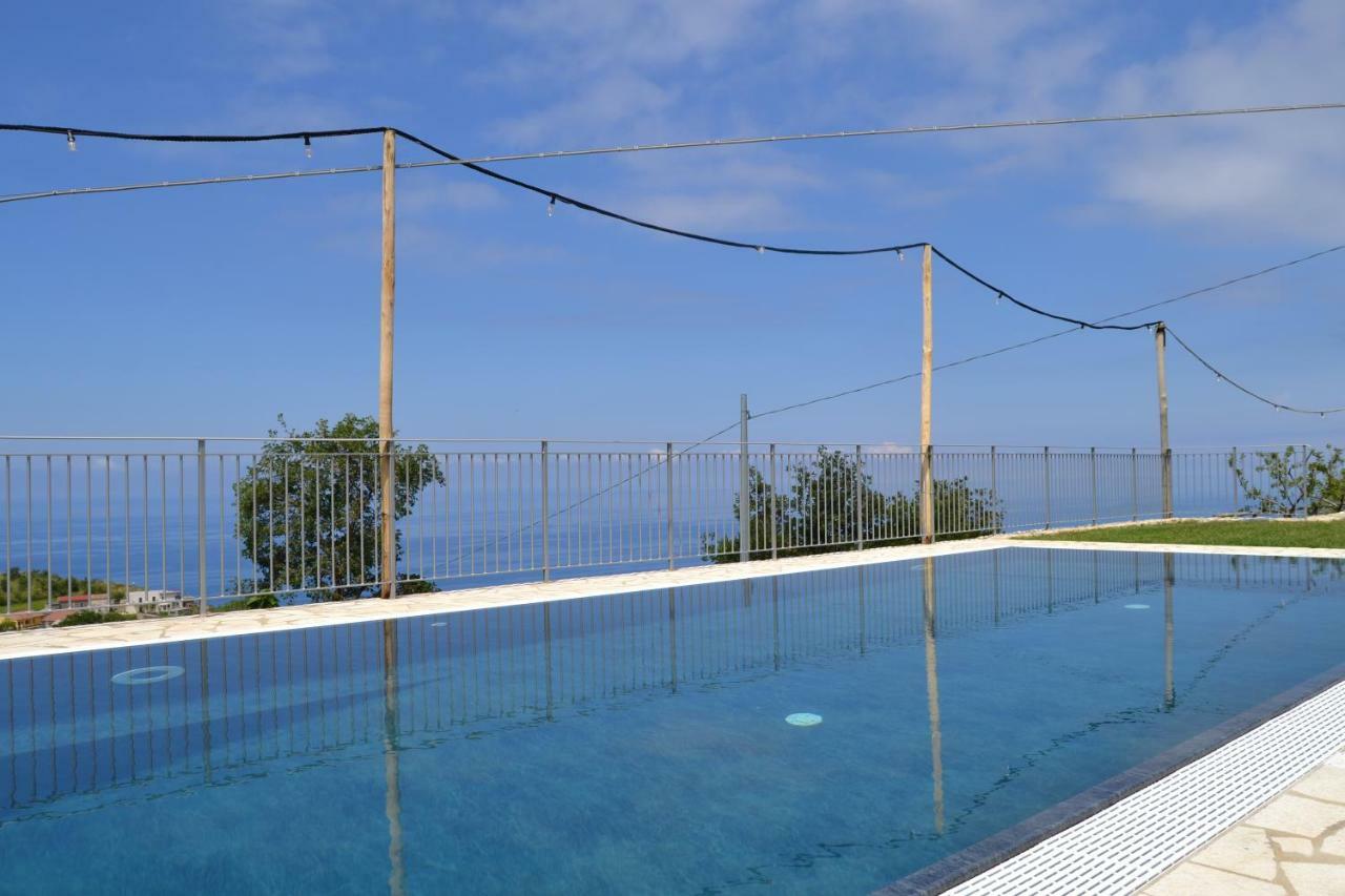 Borgo Rosso Di Sera Resort San Lucido Exterior foto
