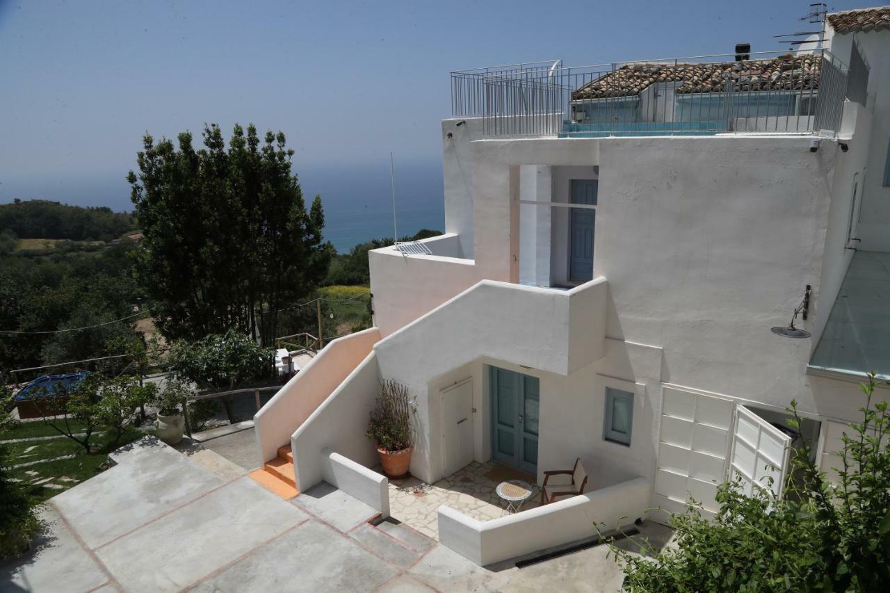 Borgo Rosso Di Sera Resort San Lucido Exterior foto
