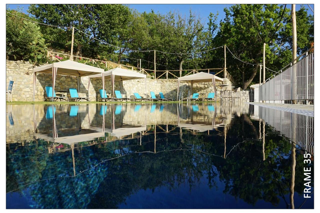 Borgo Rosso Di Sera Resort San Lucido Exterior foto